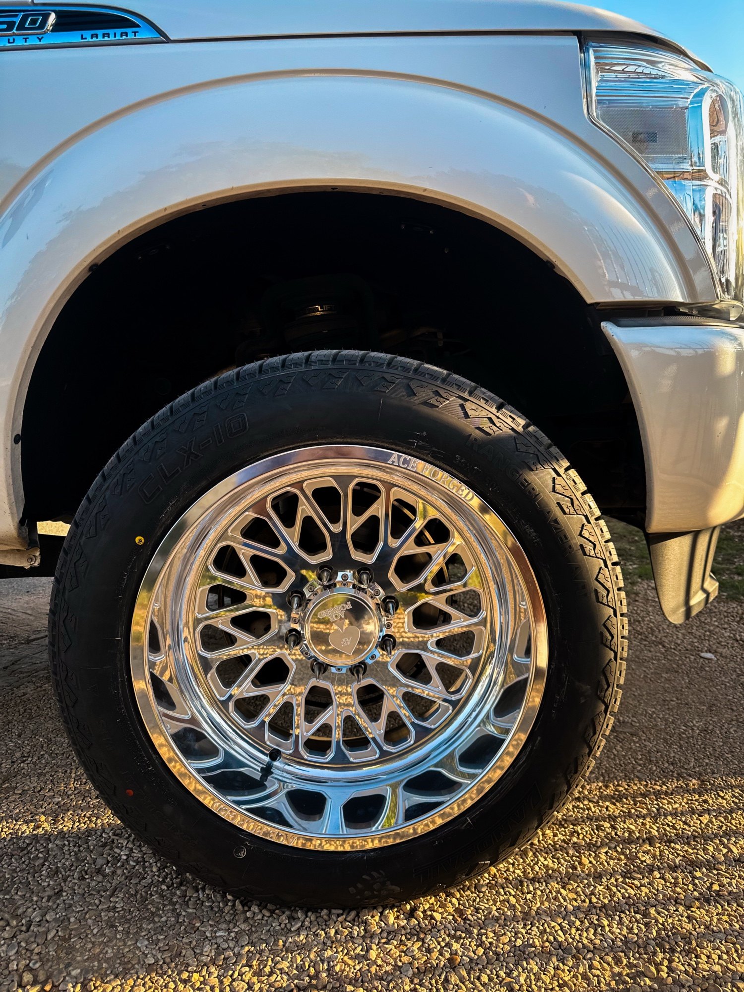 Ace Forged Vector mounted on a customer's Ford F-250